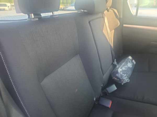 Toyota Hilux 2.8 D4D SR5 392573031