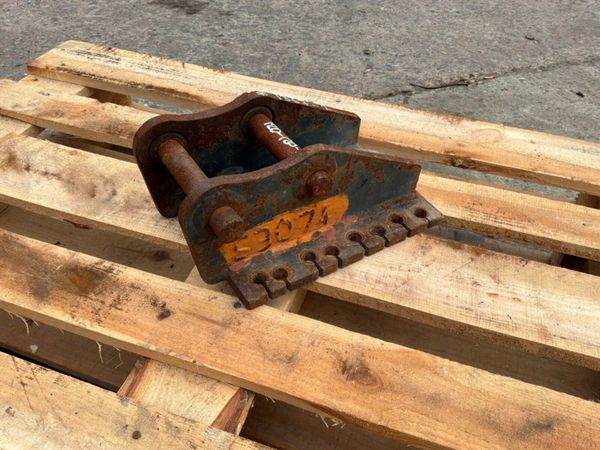Quick hitch hammer cradle.....30mm pins.........13 392504717