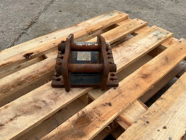 Quick hitch hammer cradle.....30mm pins.........13 392504722