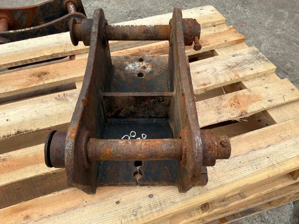 Quick hitch Hammer Cradle .......45mm pins........ 392504841