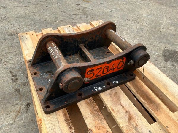 13 tonne hammer / breaker cradle......65mm pins... 392504868