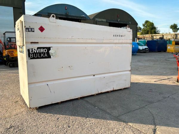 Western 4200 litre fuel storage / delivery bowser. 392504836