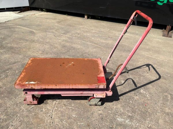 Hydraulic work bench / platform trolley........... 392524196