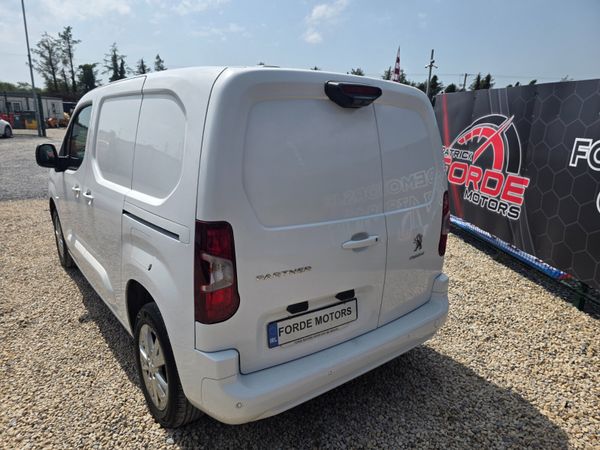 Peugeot Partner 2021 392527157