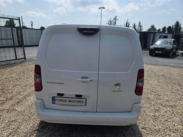 Peugeot Partner 2021 392527158