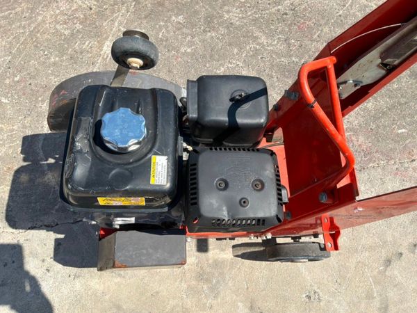2019 Husqvarna FS400lv Road saw...........908. 392535780