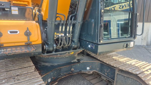 Hyundi HX140LC 392644342