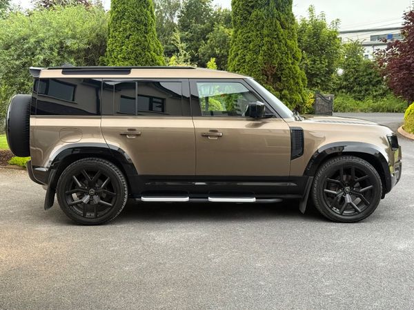 Stunning 222 Land Rover Defender Commercial! 392669653