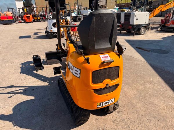 2018 JCB micro mini digger  with only 432 hours... 392697471