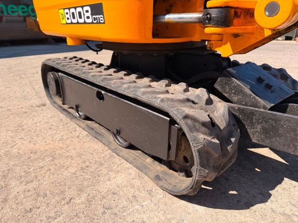 2018 JCB micro mini digger  with only 432 hours... 392697483