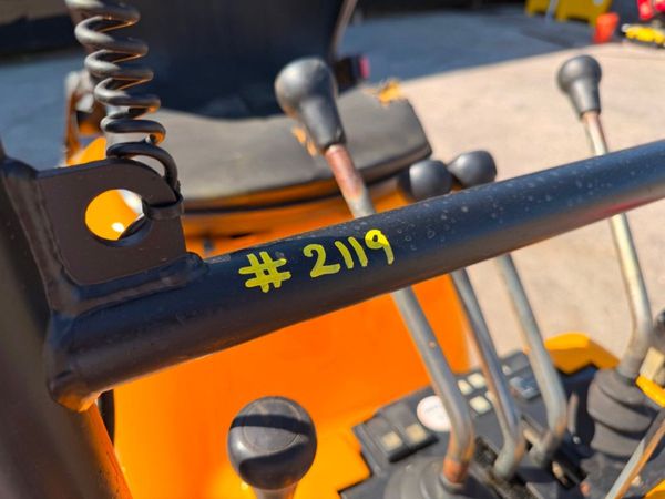 2018 JCB micro mini digger  with only 432 hours... 392697492