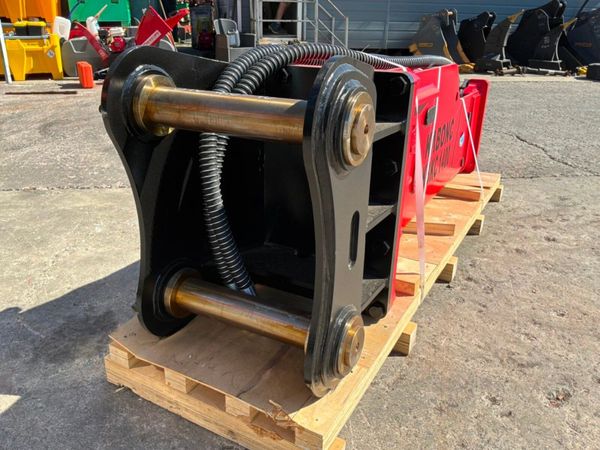 New / unused KBC 140 Hammer.....90mm Pins........2 392604396