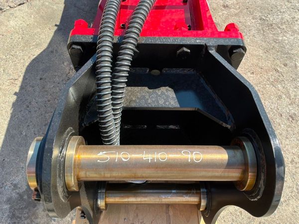 New / unused KBC 140 Hammer.....90mm Pins........2 392604397