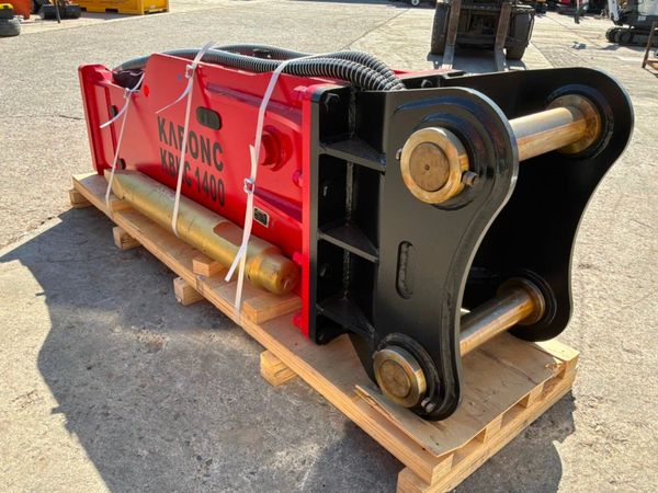 New / unused KBC 140 Hammer.....90mm Pins........2 392604399