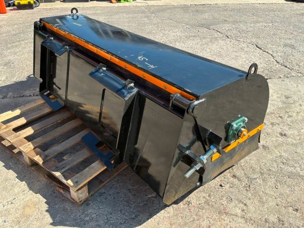 Unused 72" Skid steer road sweeper / collector box 392611142