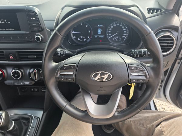 Hyundai KONA Commercial 2019 392622940