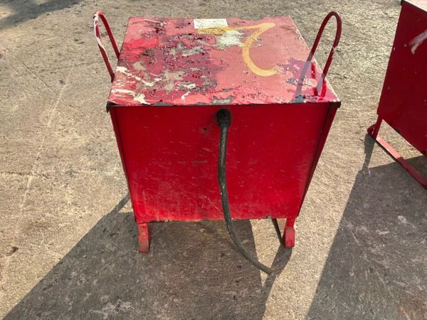 10 kva Site transformer / power supply boxes.....9 392745107