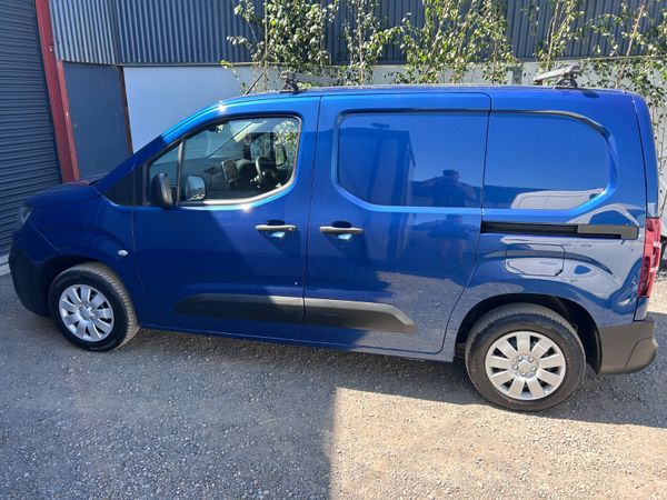 202 Citroen Berlingo ‘Enterprise - No VAT to be ad 392767374