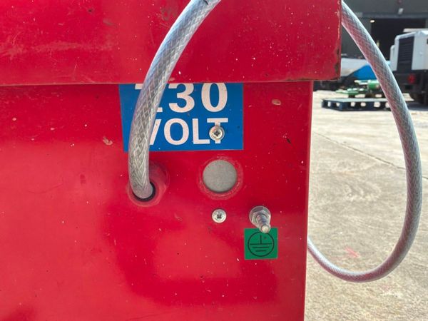 10kva site transformer 240v / 110v................ 392710378