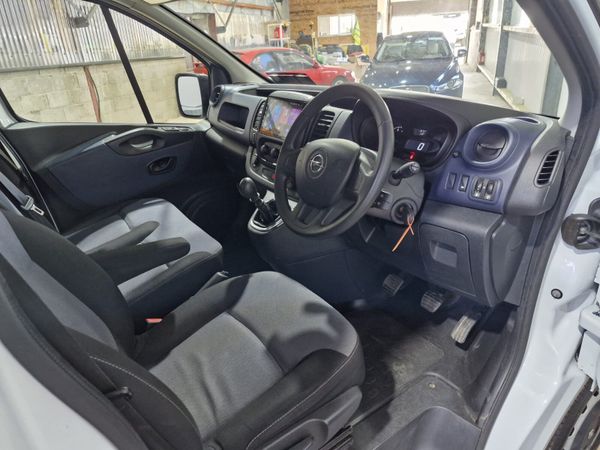2018 Opel Vivaro L2H1 1.6 120 Bhp 392718834