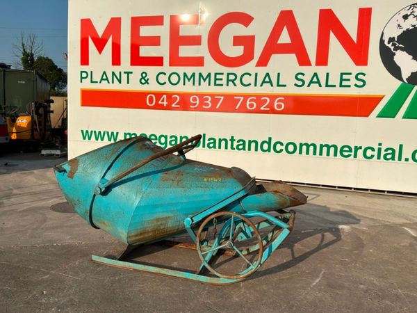 500 litres Banana type Concrete pouring skip...... 392928154