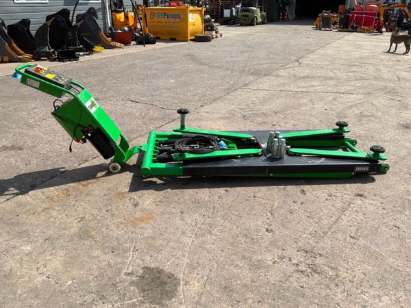 2021 Tow mate 2800kg portable hydraulic lift.....9 393060645