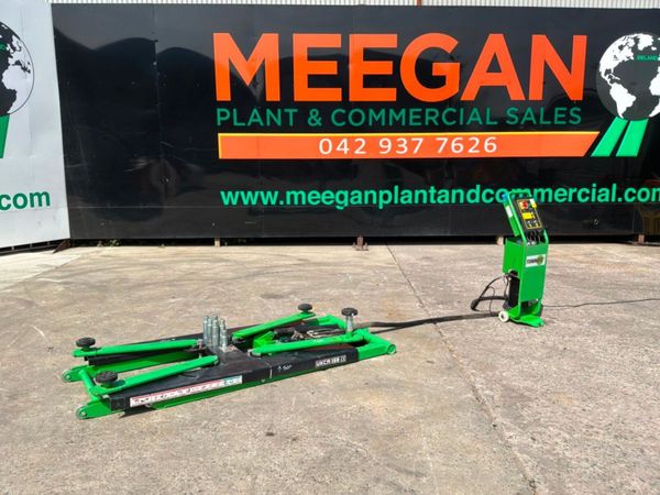 2021 Tow mate 2800kg portable hydraulic lift.....9 393060619