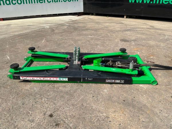 2021 Tow mate 2800kg portable hydraulic lift.....9 393060635