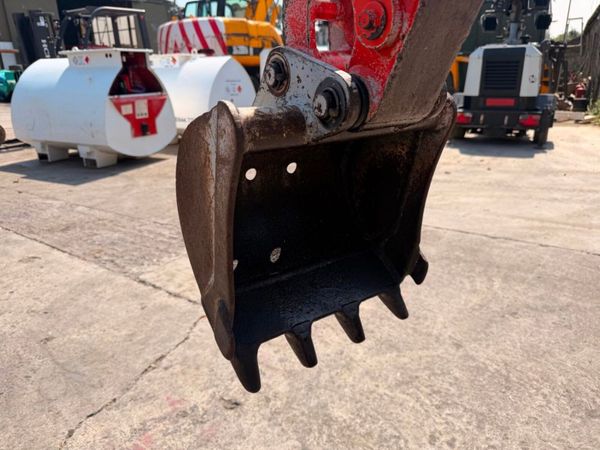 IHI is-7gx  micro mini digger .... 393071225