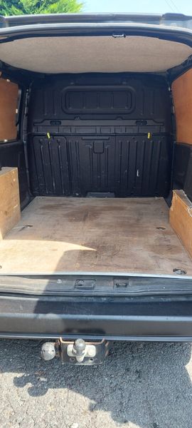 Peugeot Partner 2021 393142423