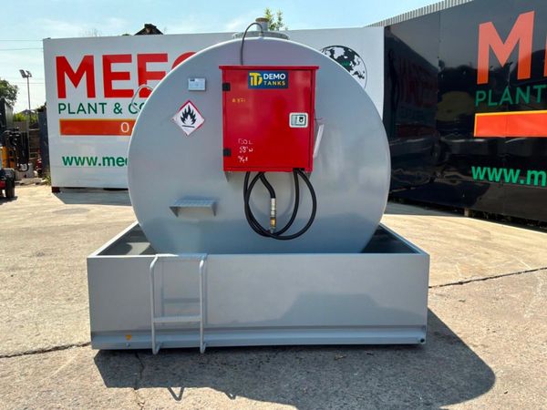 New unused 9000 litres fuel storage bowser tank... 393152786
