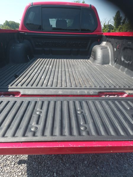 Mitsubishi L200 2015 393159016