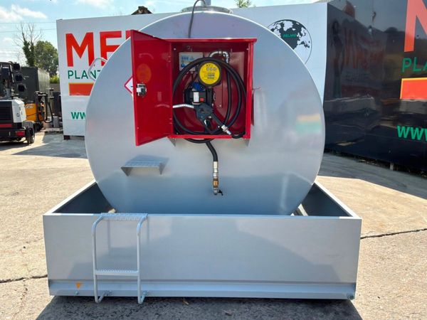 New bowser 9000 litre diesel storage / delivery ta 393185374