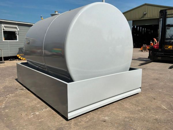 New bowser 9000 litre diesel storage / delivery ta 393185377