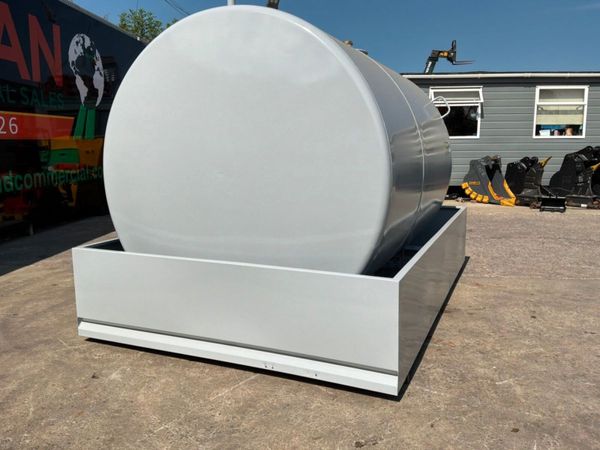 New bowser 9000 litre diesel storage / delivery ta 393185381