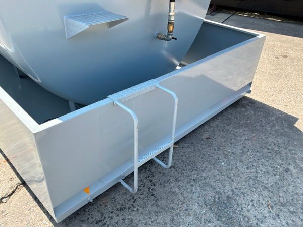 New bowser 9000 litre diesel storage / delivery ta 393185394