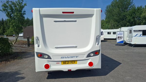 Swift Sprite Quattro 6 Berth Caravan 393194031