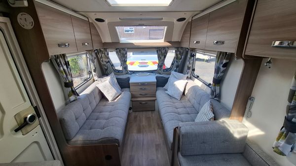 Swift Sprite Quattro 6 Berth Caravan 393194032