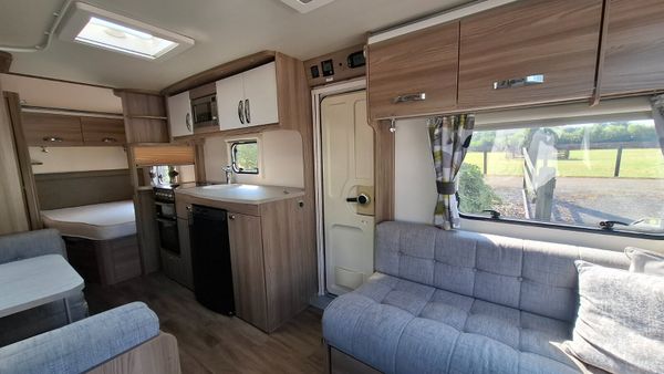 Swift Sprite Quattro 6 Berth Caravan 393194033