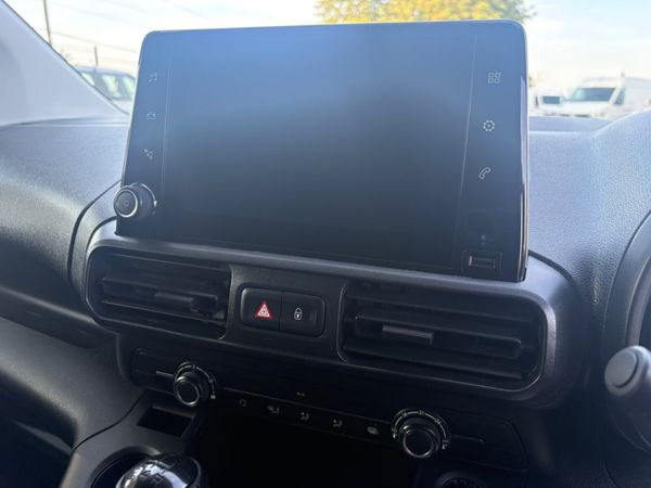 Vauxhall Combo 393100527