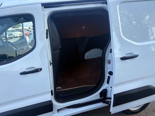 Vauxhall Combo 393100529
