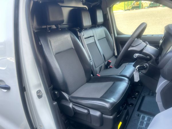 212 PEUGEOT EXPERT 2.0B/HDI VRT (NO VAT) 393102389