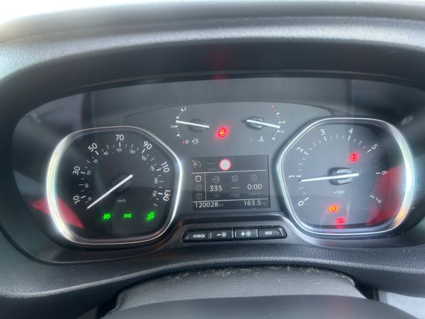 212 PEUGEOT EXPERT 2.0B/HDI VRT (NO VAT) 393102402