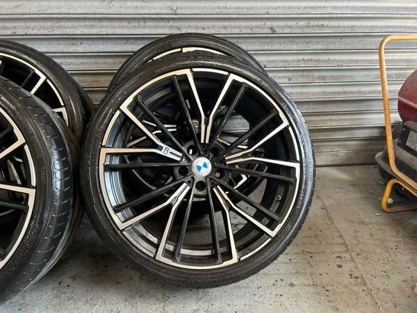 BMW 5 Series Replica Alloys 20” 393114498