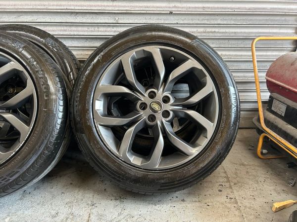 19” Range Rover Evoque Alloys 393115125
