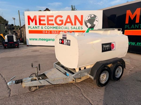 western twin axle 2,000 litre bunded fuel bowser . 393121989