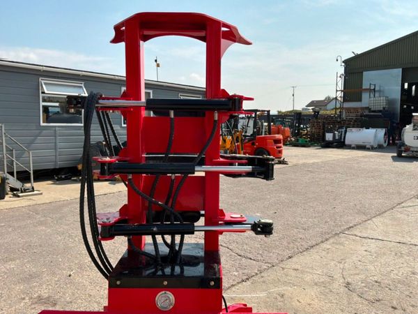 New / unused skid steer feller buncher attachment. 393135477