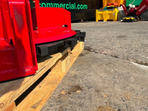New / unused skid steer feller buncher attachment. 393135483