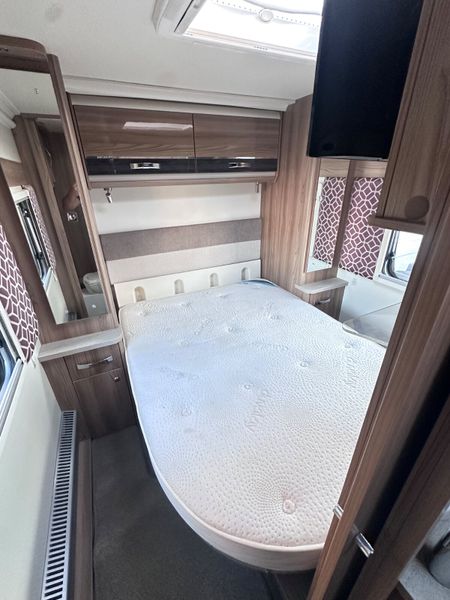 ✨STUNNING SWIFT CONQUEROR 560 4 BERTH ISLAND BED✨ 393209161