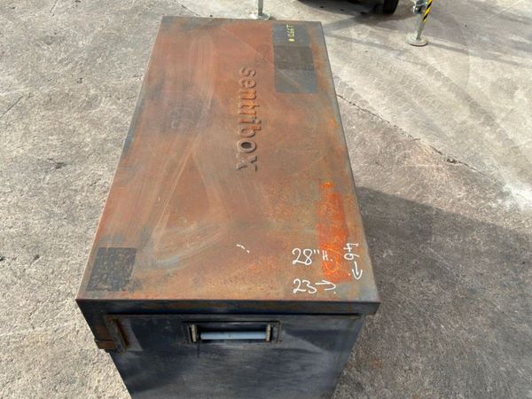 Sentribox tool storage chest / Lock box.......1266 393219642
